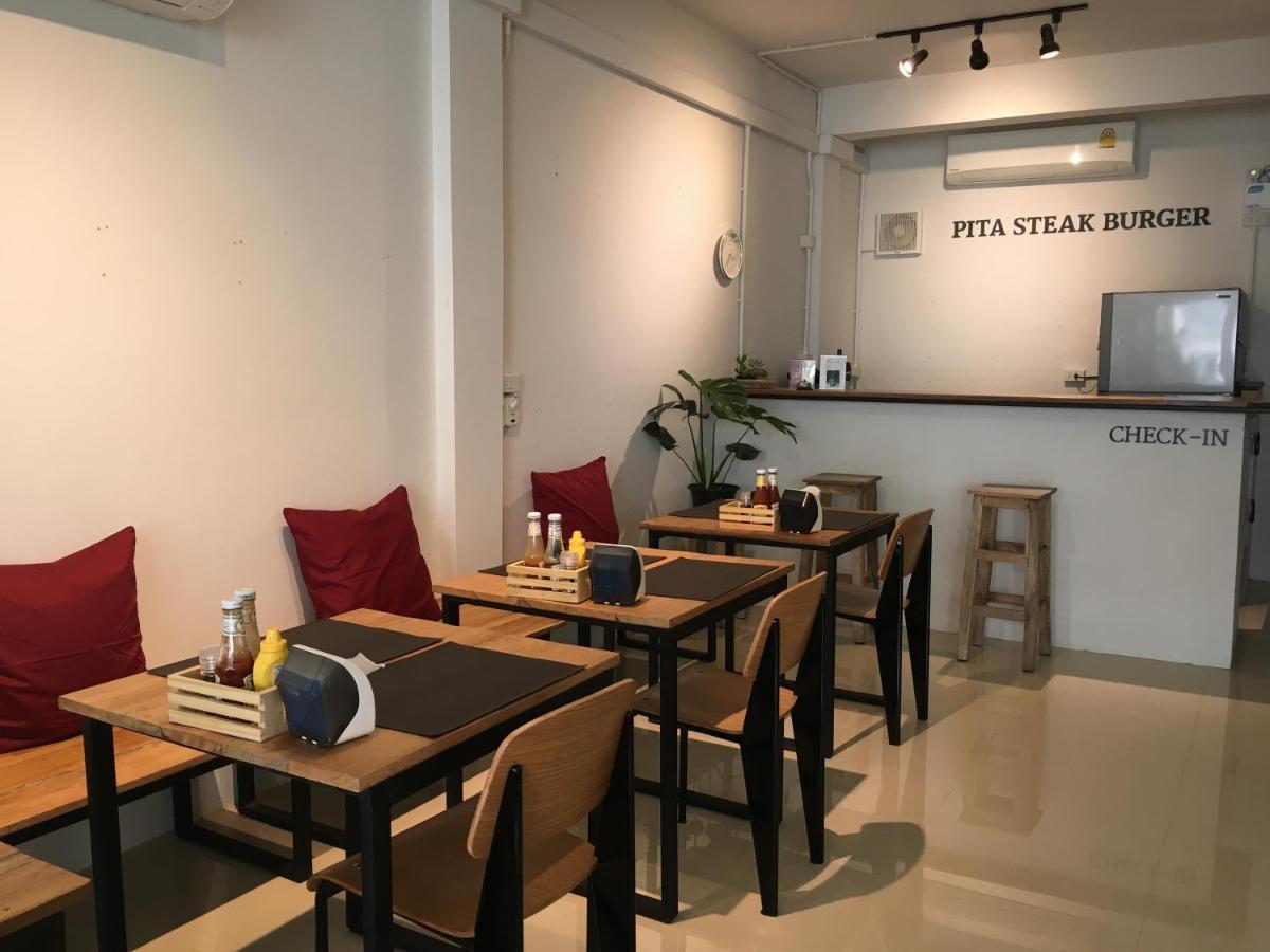 방콕 Pingplalee Female House B&B 외부 사진